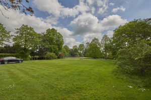 Communal Gardens- click for photo gallery